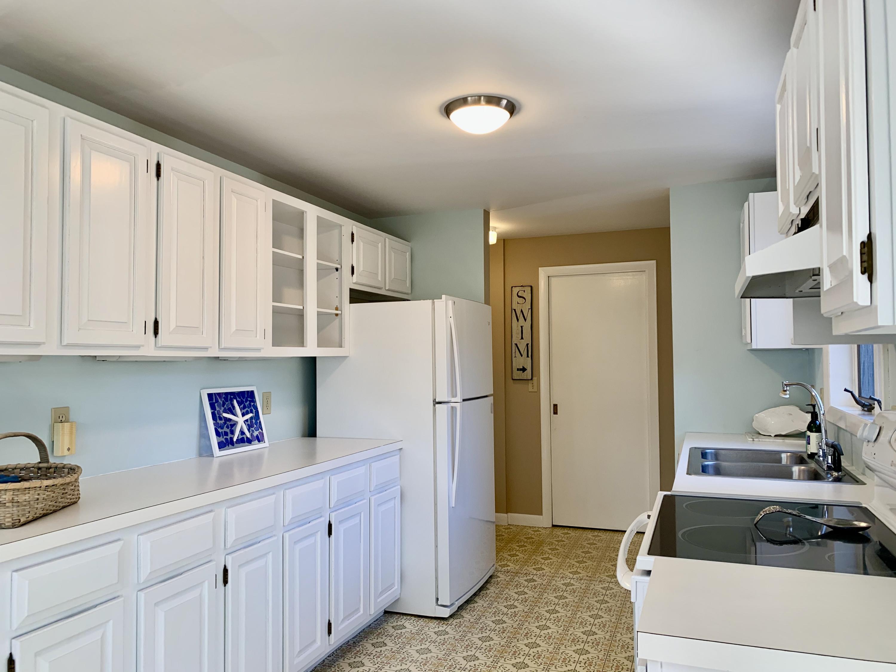 26 Crescent Road Chatham, MA 02633 - Photo 12 of 50 1A0EFCB3-7D73-4F7D-B3C2-9CE4B4E39ADB_1_2