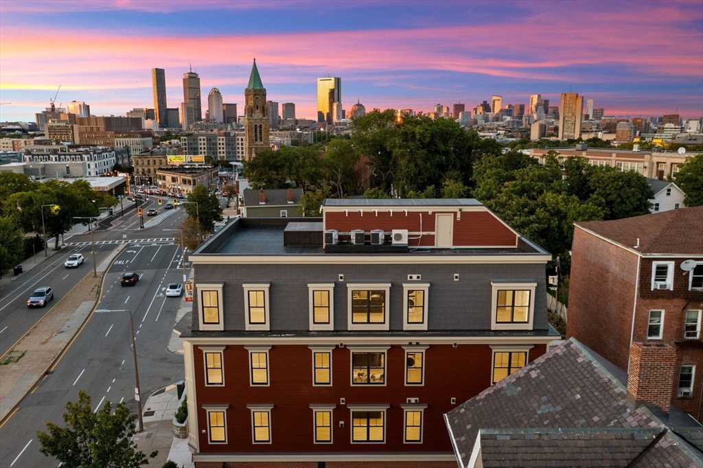 124 Warren Street, Unit 202 Boston, MA 02119 - Photo 23 of 23 a front view of a multi story building