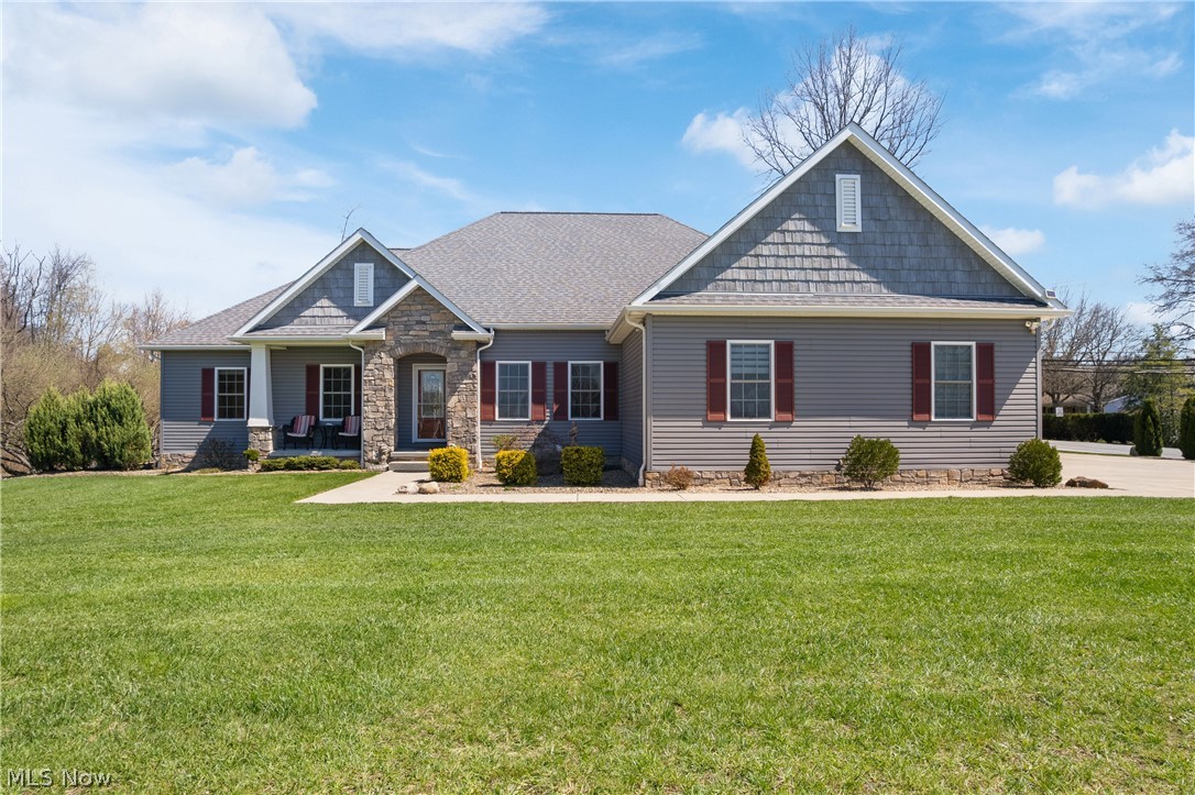 Welcome to 535 E Caston Rd.