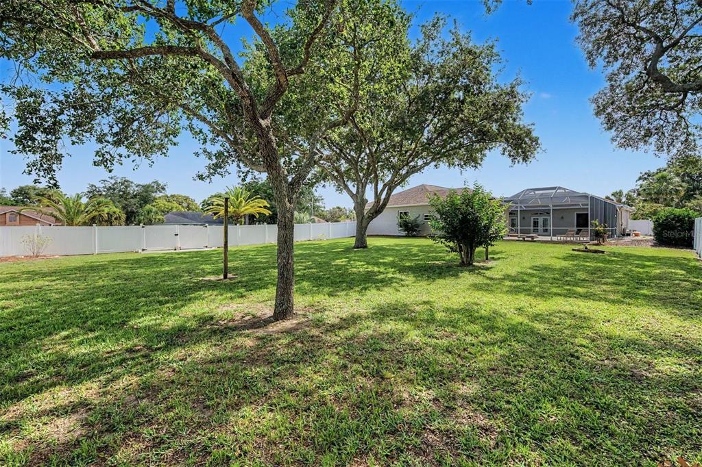 10339 Bedford Road Spring Hill, FL 34608 - Photo 40 of 47