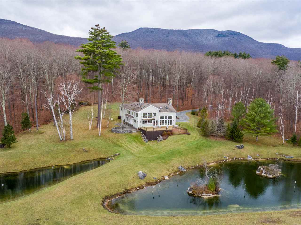 2493 W Road Manchester, VT 05255 - Photo 4 of 24 Gallery Image 4
