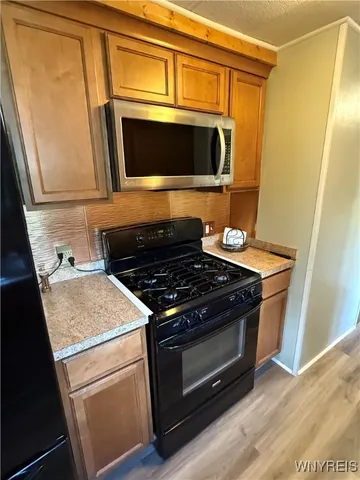 $59,900 | 35 Carefree Lane, Cheektowaga, NY 14227