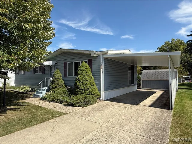 $59,900 | 35 Carefree Lane, Cheektowaga, NY 14227
