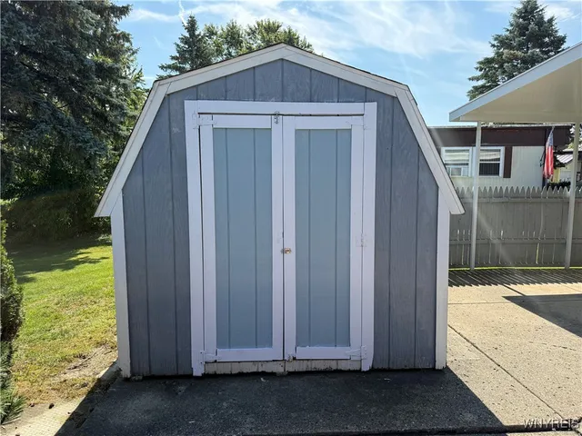 $59,900 | 35 Carefree Lane, Cheektowaga, NY 14227