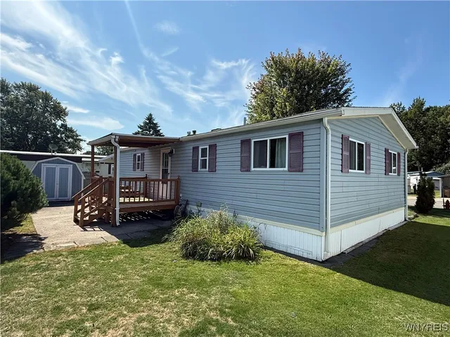 $59,900 | 35 Carefree Lane, Cheektowaga, NY 14227