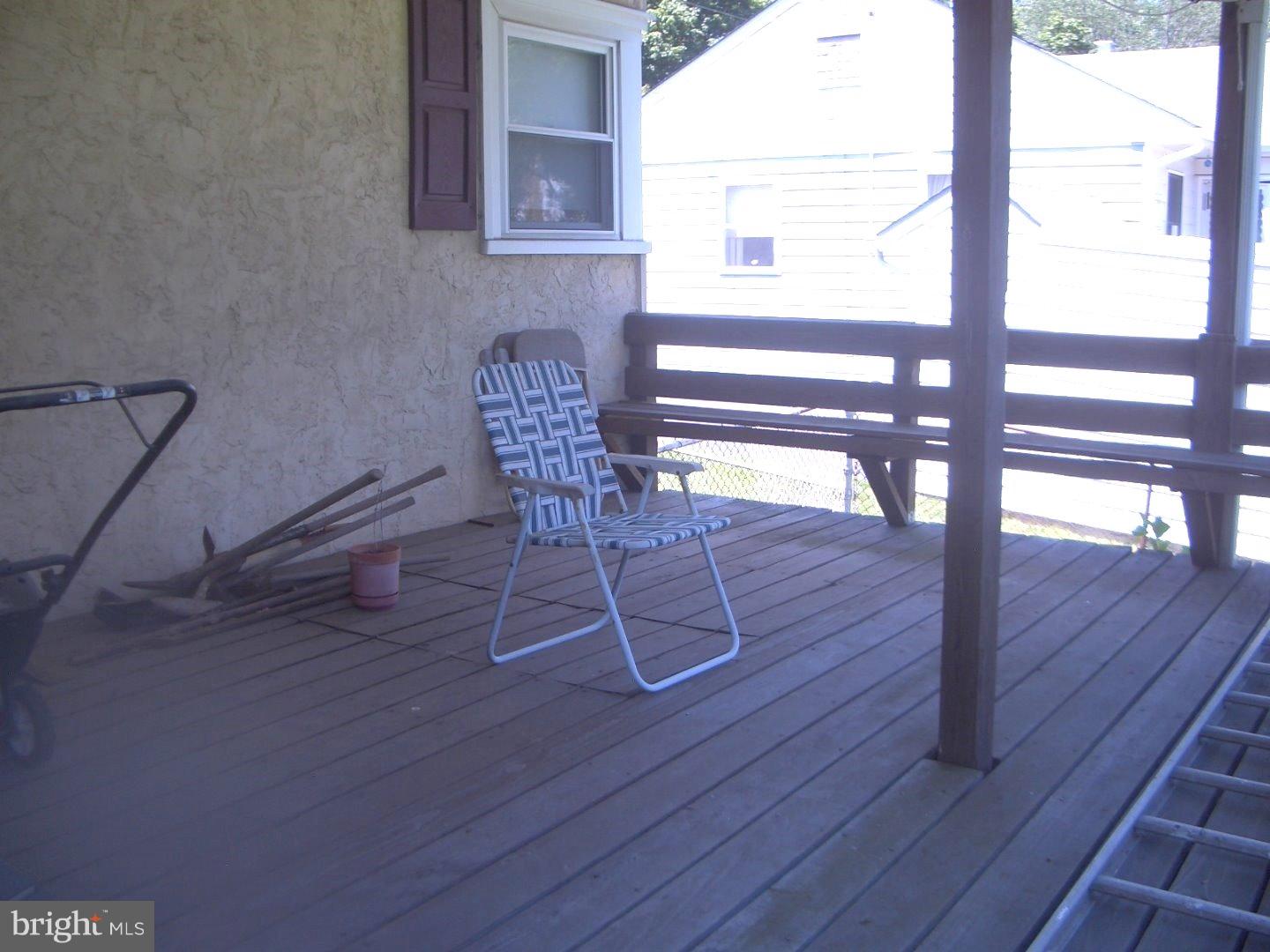 100 Loller Road Hatboro, PA 19040 - Photo 10 of 11 Deck