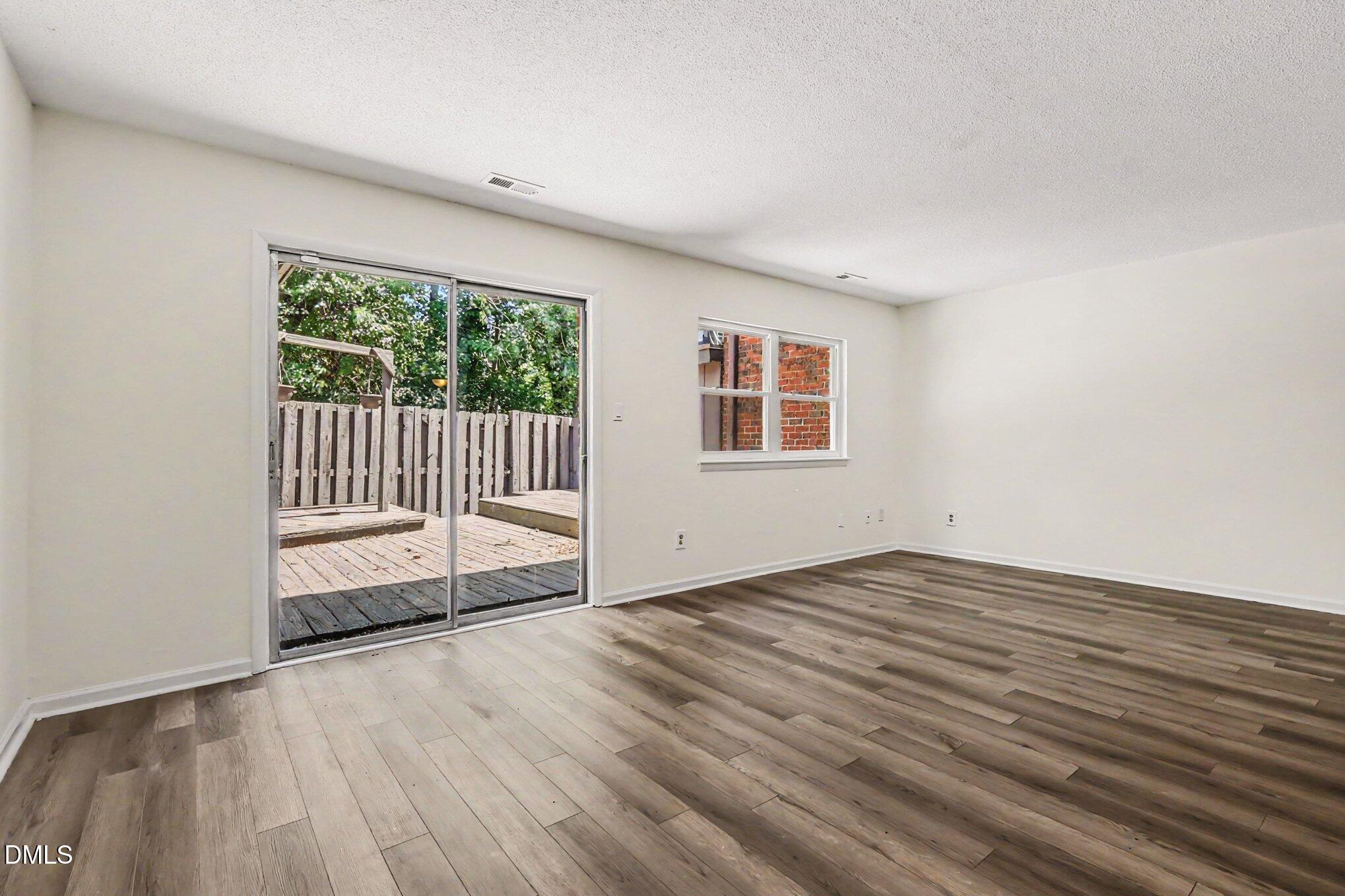 1220 Manassas Court, Unit B Raleigh, NC 27609 - Photo 12 of 32 012_file_6058
