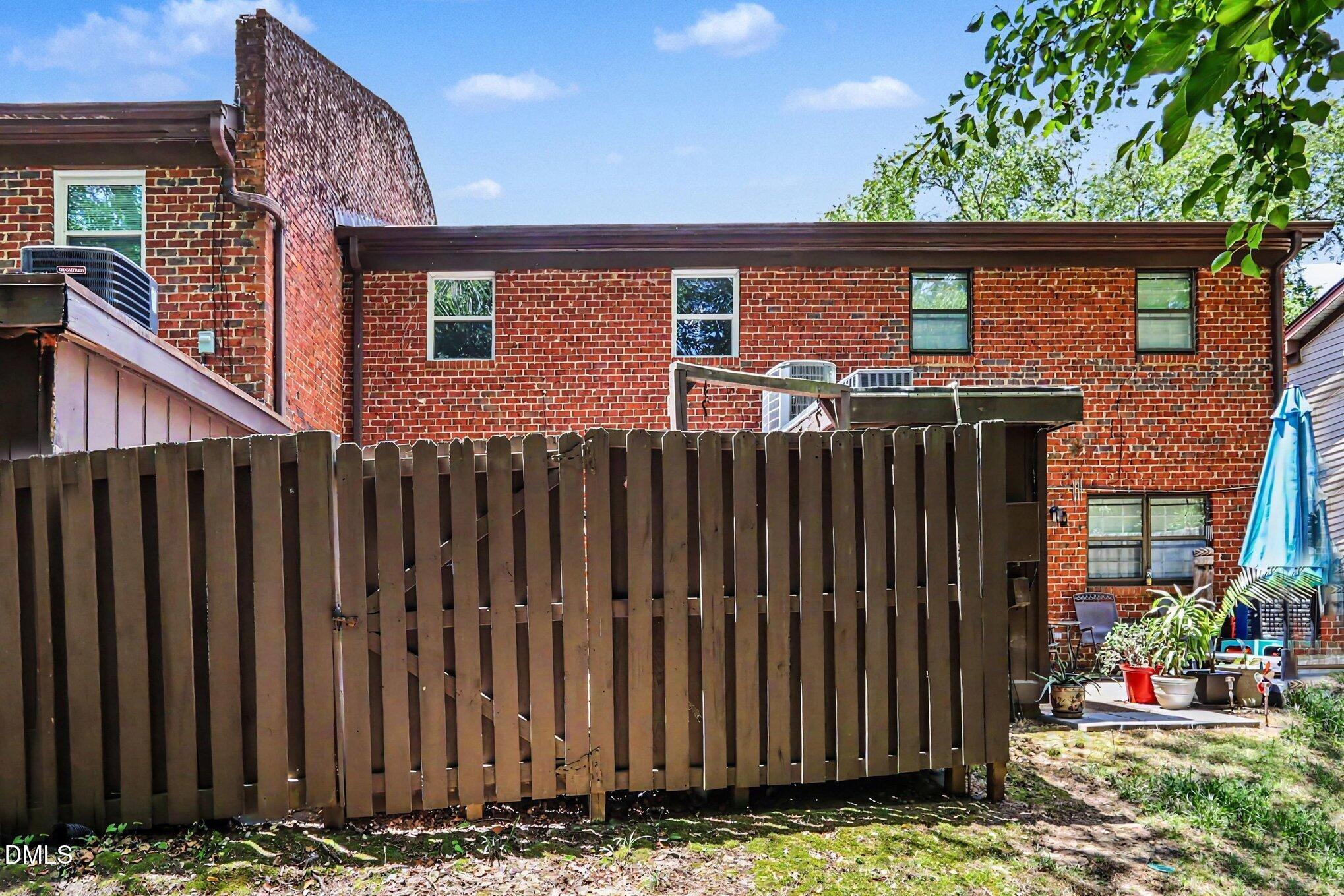 1220 Manassas Court, Unit B Raleigh, NC 27609 - Photo 30 of 32 028_file_2716