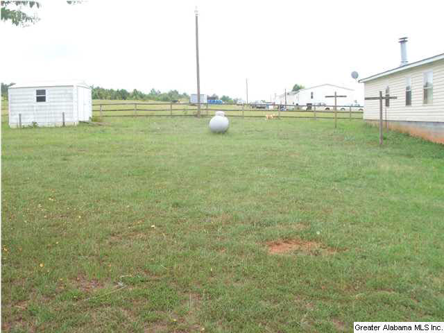 109 Taryn Trace Talladega, AL 35160 - Photo 4 of 18