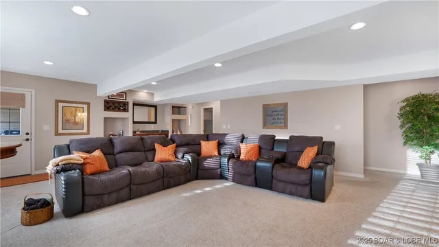 $649,000 | 125 Arrowhead Drive, Lake Ozark, MO 65049