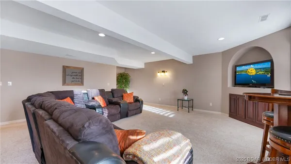 $644,000 | 125 Arrowhead Drive, Lake Ozark, MO 65049