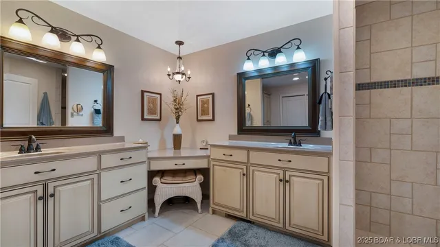 $649,000 | 125 Arrowhead Drive, Lake Ozark, MO 65049