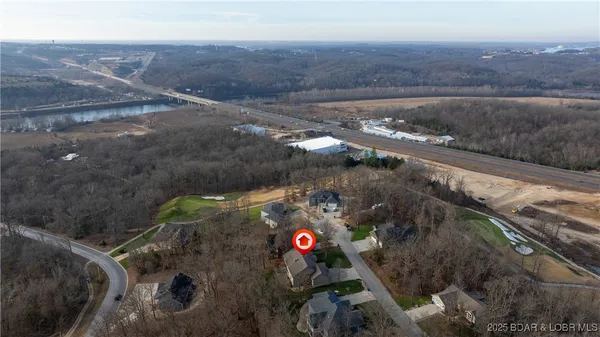 $644,000 | 125 Arrowhead Drive, Lake Ozark, MO 65049