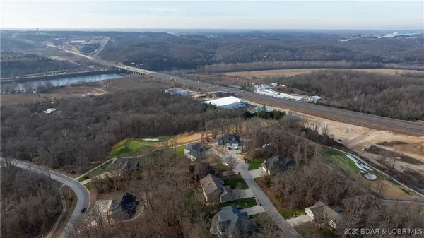 $649,000 | 125 Arrowhead Drive, Lake Ozark, MO 65049