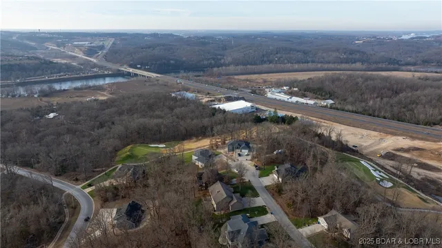 $649,000 | 125 Arrowhead Drive, Lake Ozark, MO 65049