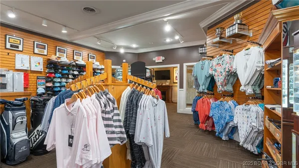 $649,000 | 125 Arrowhead Drive, Lake Ozark, MO 65049