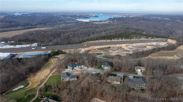 $649,000 | 125 Arrowhead Drive, Lake Ozark, MO 65049