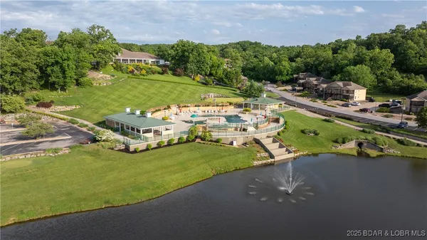 $649,000 | 125 Arrowhead Drive, Lake Ozark, MO 65049