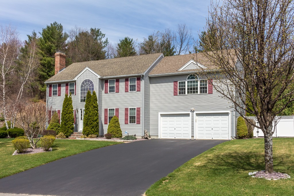 100 Castle Road Fitchburg, MA 01420 - Photo 2 of 30 Gallery Image 2
