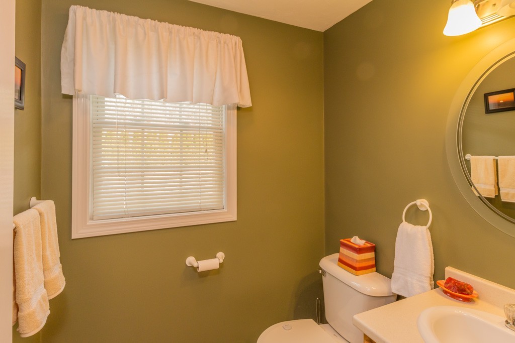100 Castle Road Fitchburg, MA 01420 - Photo 9 of 30 Gallery Image 9