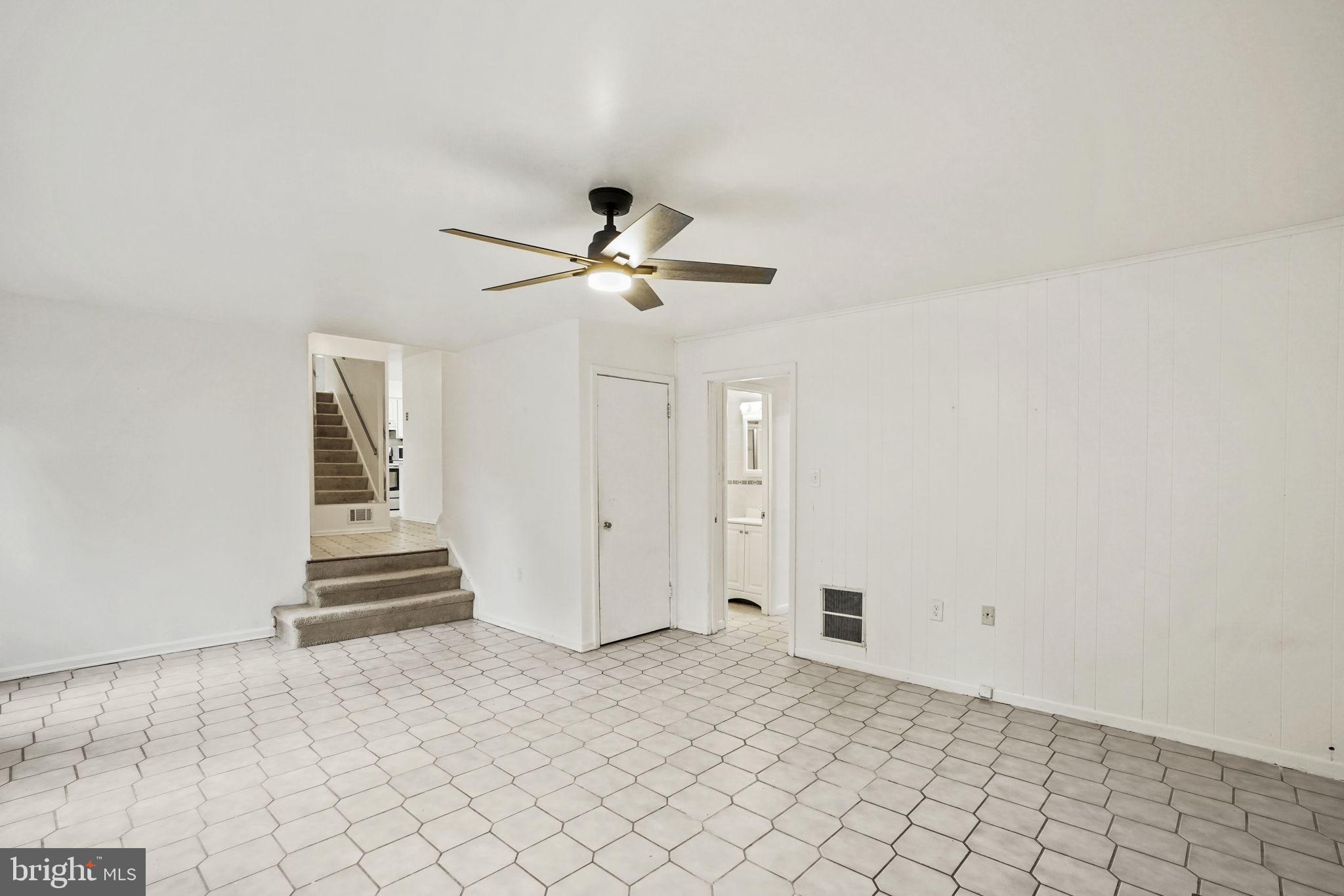 9086 Brook Ford Road Burke, VA 22015 - Photo 12 of 39