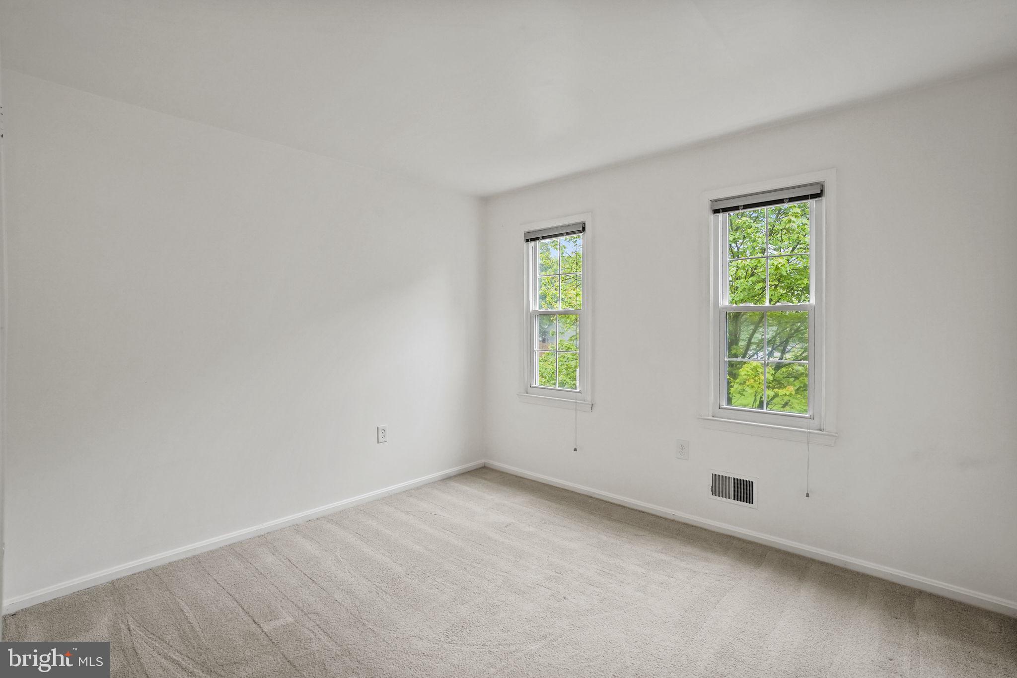 9086 Brook Ford Road Burke, VA 22015 - Photo 19 of 39