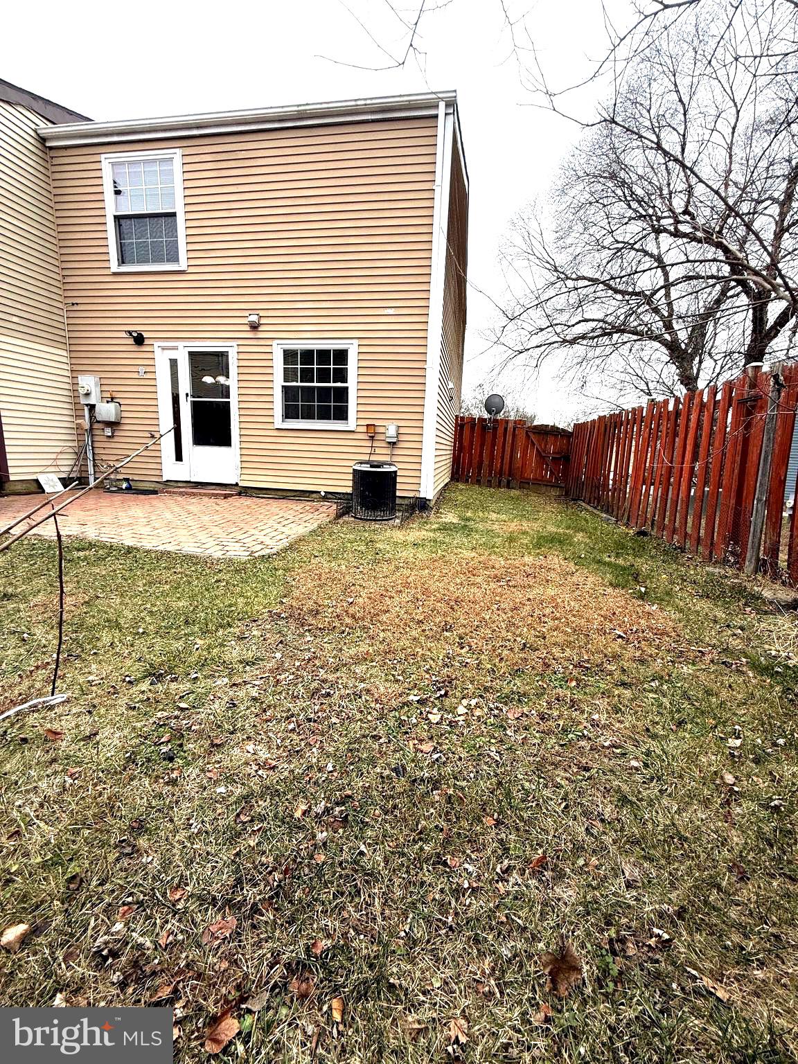 19445 Breezedale Lane Germantown, MD 20876 - Photo 16 of 16 a backyard of a house