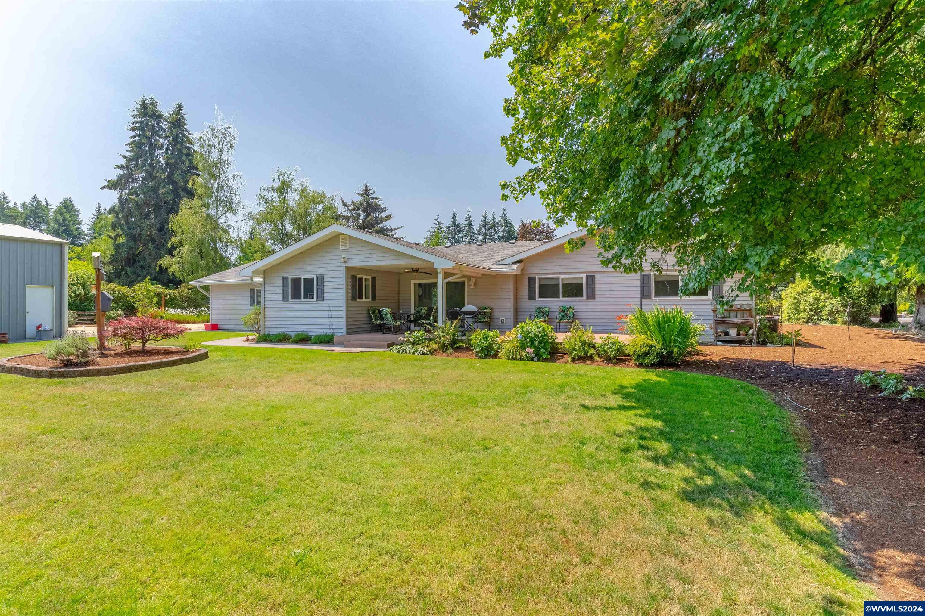 30525 Santiam River Road Lebanon, OR 97355 - Photo 32 of 41 Gallery Image 32