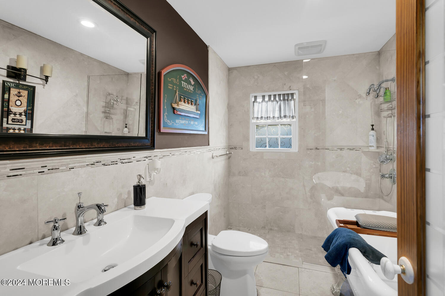 6 Rutledge Drive Red Bank, NJ 07701 - Photo 15 of 37 6 Rutledge Dr Red Bank NJ-large-018-020-