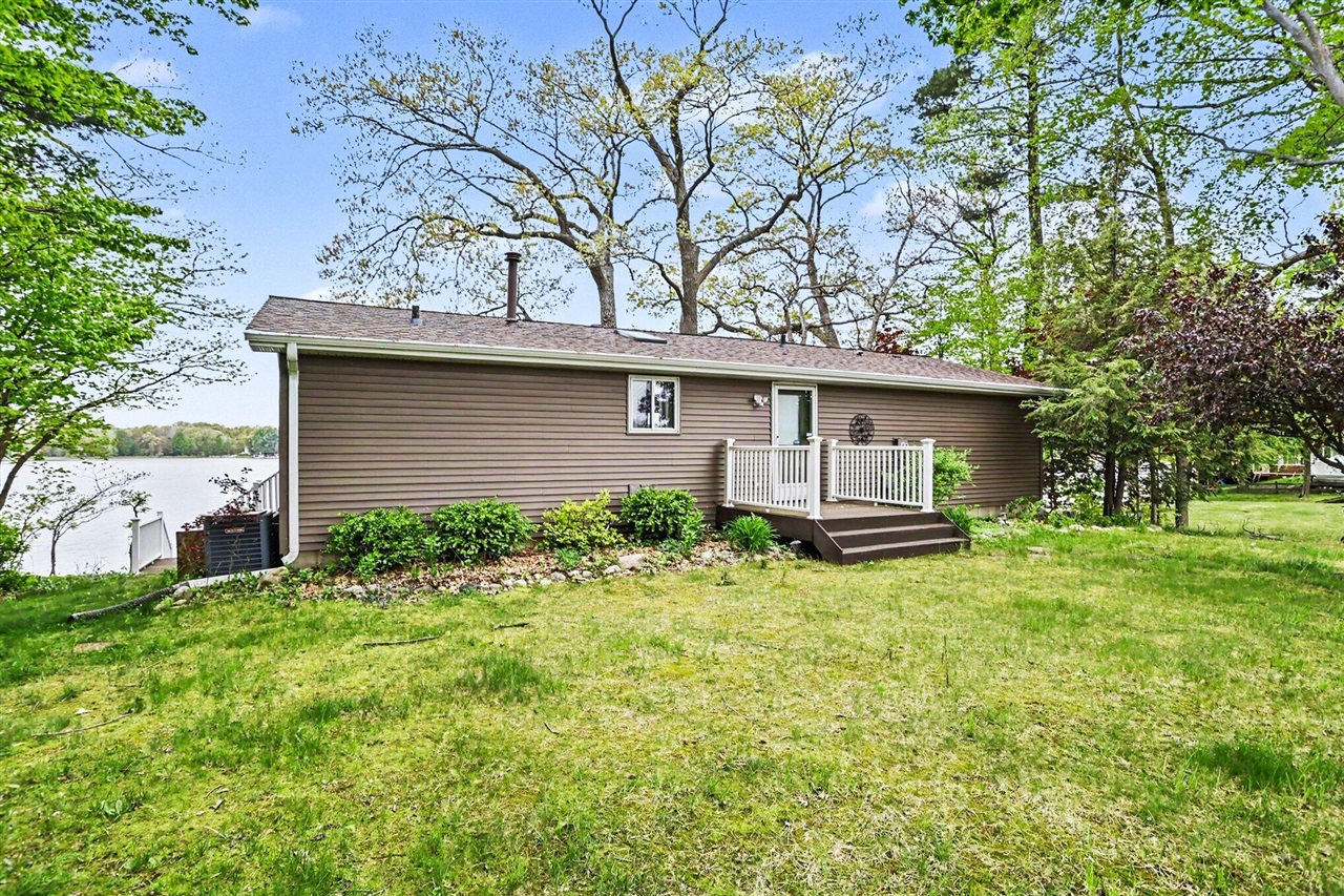 86500 60th Street Decatur, MI 49045 - Photo 25 of 36