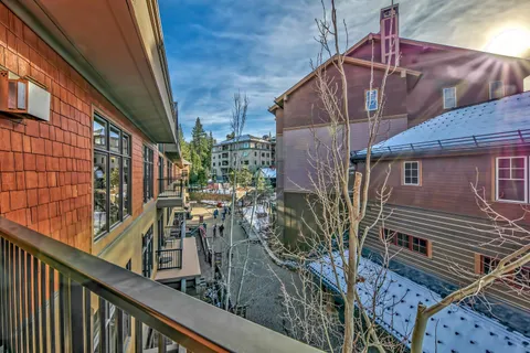 $190,000 | 2100 North Village Drive, Unit 406/18, Truckee, CA 96161