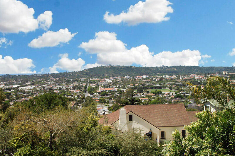35 Las Alturas Road Santa Barbara, CA 93103 - Photo 5 of 25 View