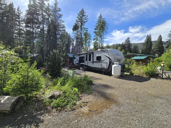 $69,500 | 54432 McKenzie Highway, Unit 18, Blue River, OR 97413