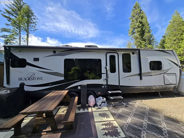 $69,500 | 54432 McKenzie Highway, Unit 18, Blue River, OR 97413