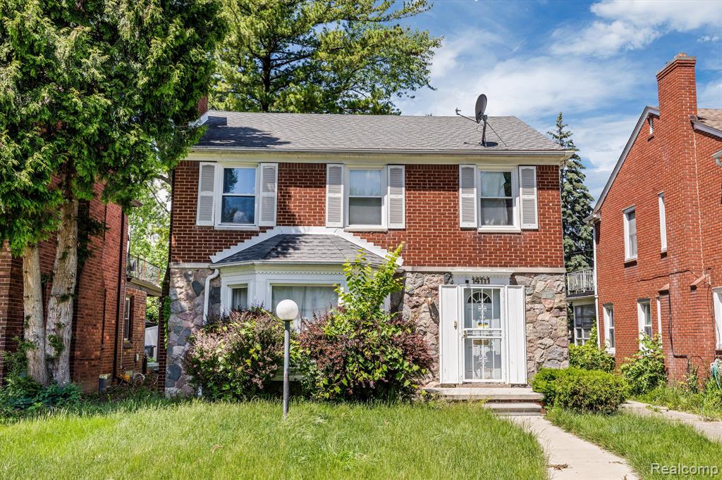 14111 Greenview Road Detroit, MI 48223 - Photo 3 of 26