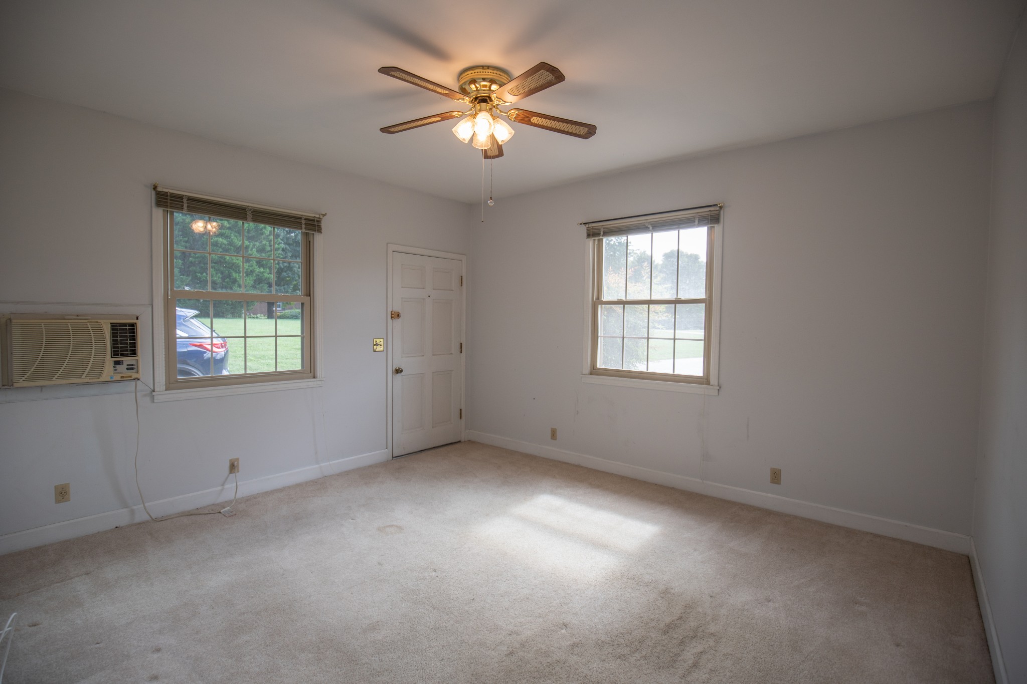 1542 Neelys Bend Road Madison, TN 37115 - Photo 34 of 47 Gallery Image 34