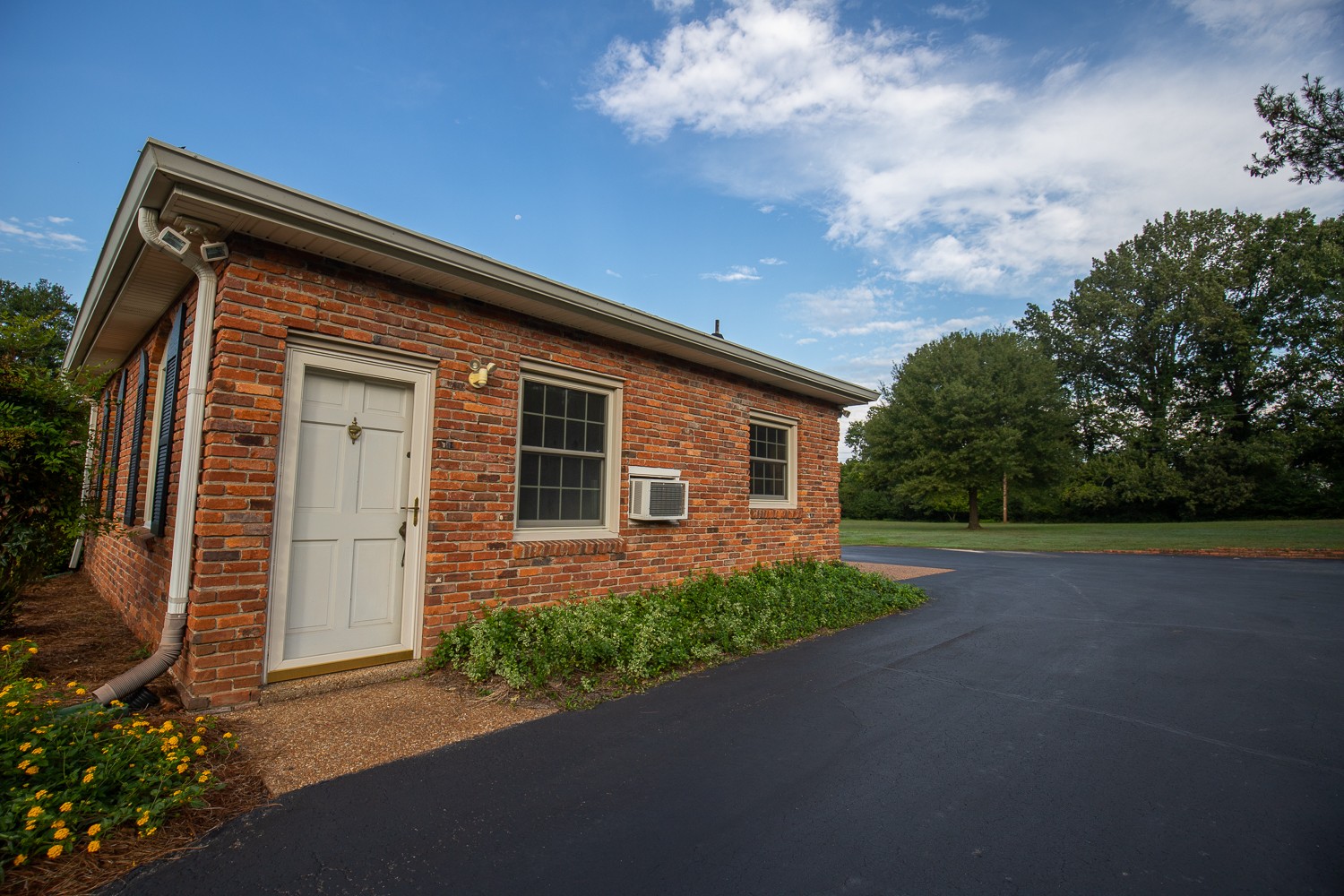 1542 Neelys Bend Road Madison, TN 37115 - Photo 41 of 47 Gallery Image 41