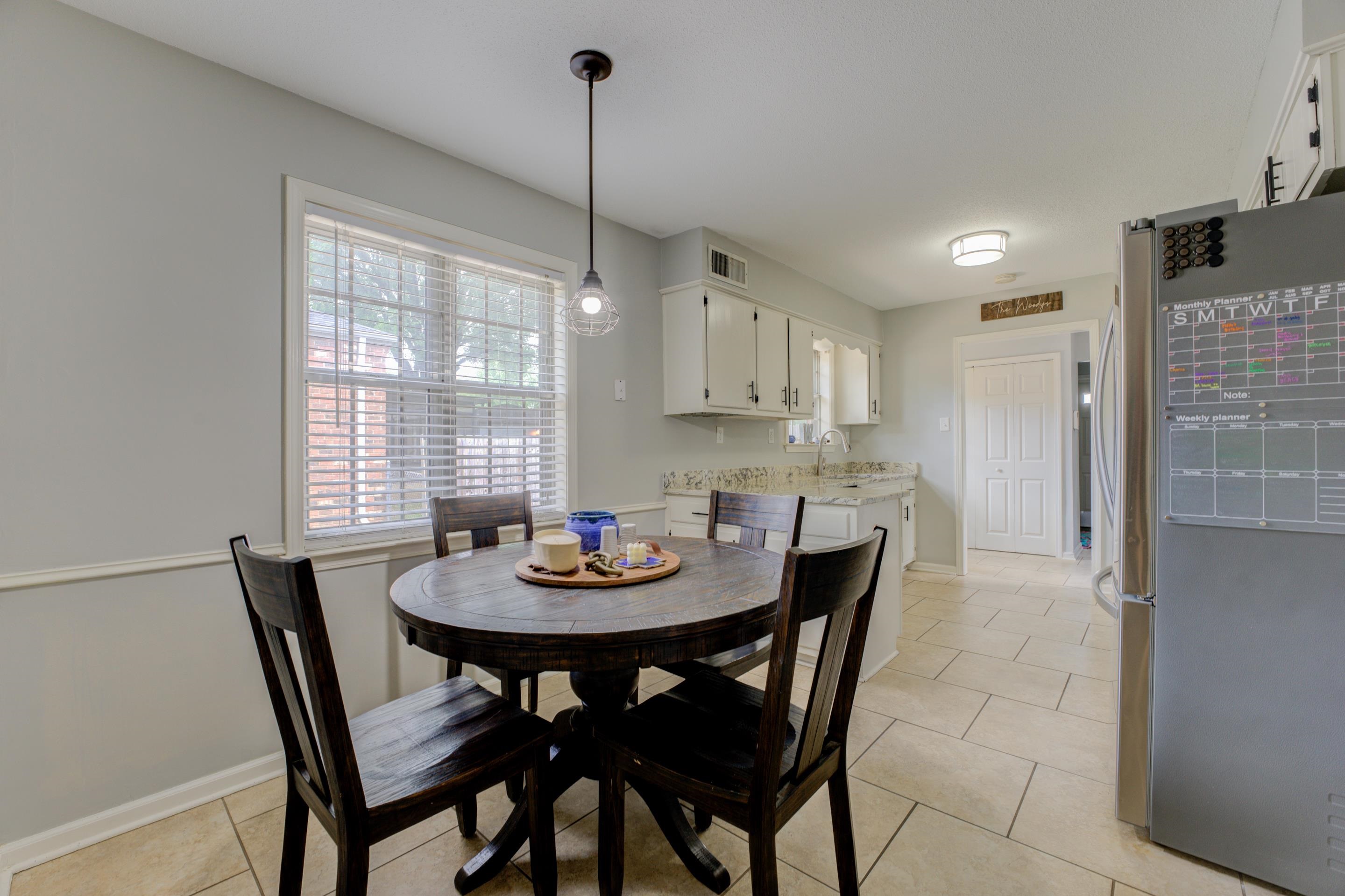 3078 Altruria Road Bartlett, TN 38134 - Photo 8 of 21 a view of a dining room and livingroom view