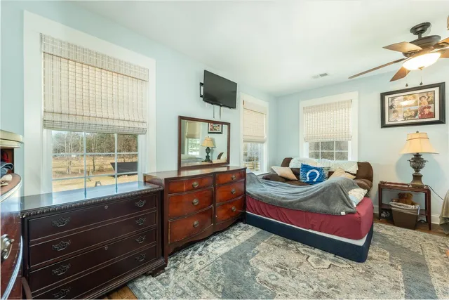 $825,000 | 6440 St Anthony Drive, Hollywood, SC 29449