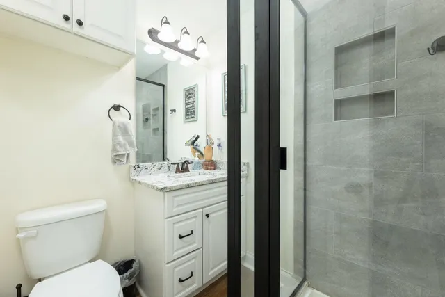 $825,000 | 6440 St Anthony Drive, Hollywood, SC 29449