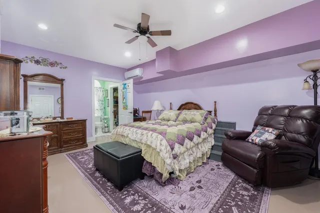 $825,000 | 6440 St Anthony Drive, Hollywood, SC 29449