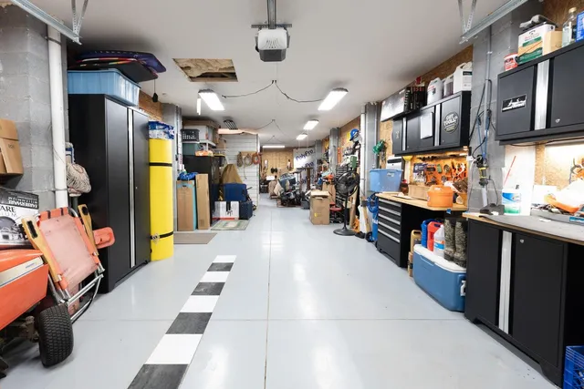 $825,000 | 6440 St Anthony Drive, Hollywood, SC 29449