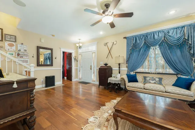 $825,000 | 6440 St Anthony Drive, Hollywood, SC 29449