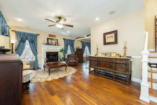 $825,000 | 6440 St Anthony Drive, Hollywood, SC 29449