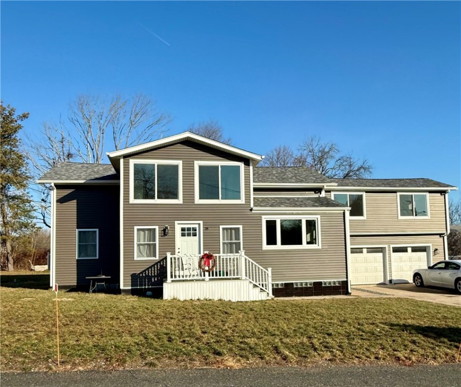 28 Kitchener Street Tiverton, RI 02878 - Photo 1 of 22