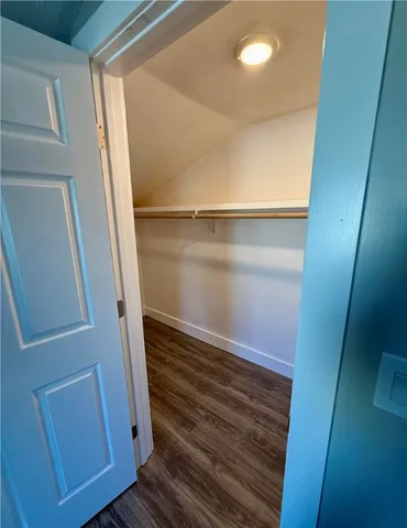 $2,800 | 28 Kitchener Street, Tiverton, RI 02878