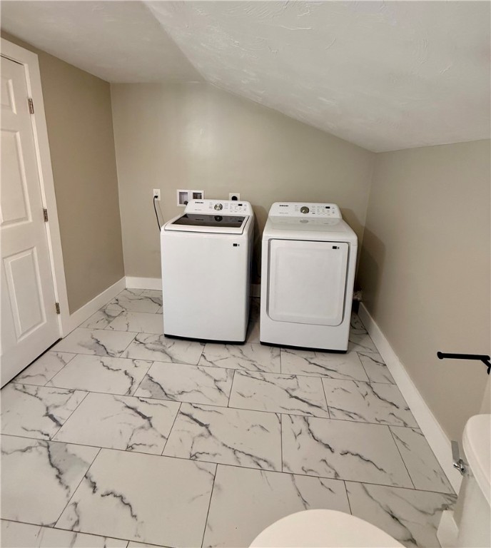 28 Kitchener Street Tiverton, RI 02878 - Photo 13 of 22