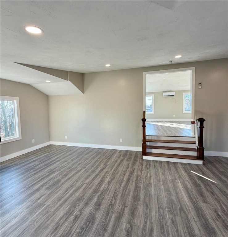 28 Kitchener Street Tiverton, RI 02878 - Photo 6 of 22