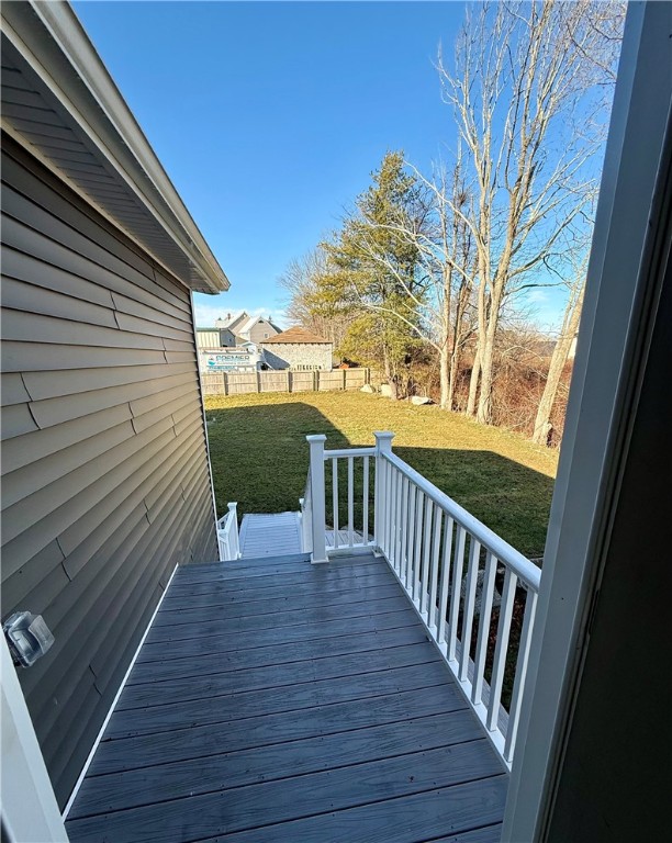 28 Kitchener Street Tiverton, RI 02878 - Photo 8 of 22 Living room entry