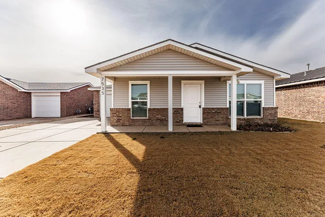 $1,395 | 7535 32nd Street, Lubbock, TX 79407